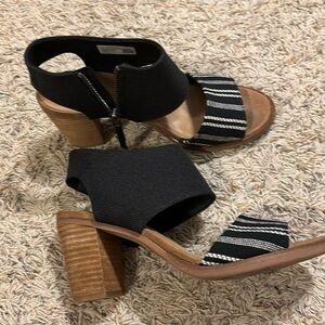 Toms Majorca block heel size 7.5 worn once